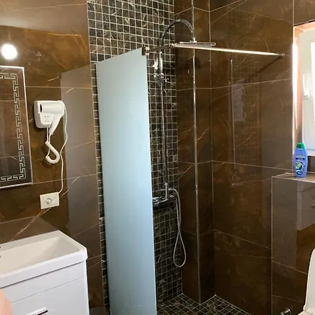 Hotel Universi 3*
