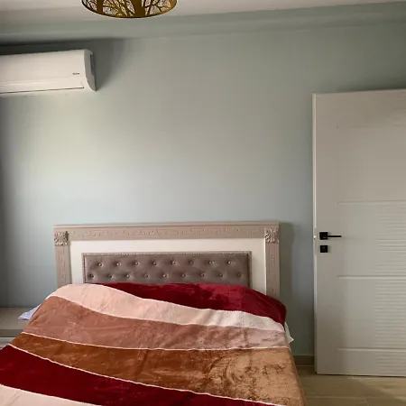 Universi Hotel Bajram Curri