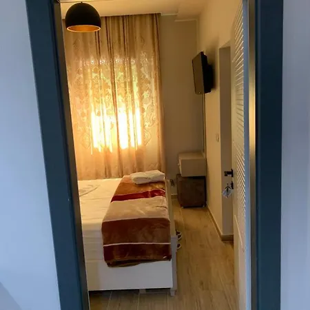 Universi 3* Bajram Curri